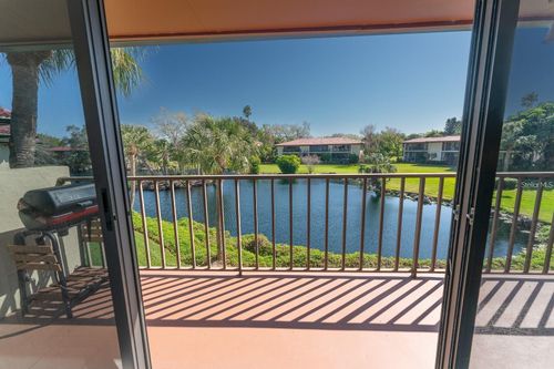 apt-306-6472 Seagull Dr, BRADENTON, FL, 34210-4332 | Card Image