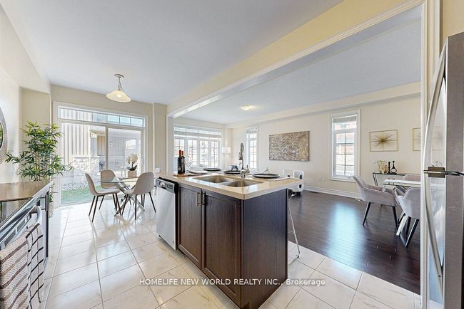 28 Av Horizon, House attached with 4 bedrooms, 3 bathrooms and 4 parking in Millbrook ON | Image 8