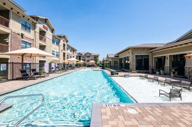 APT-7301 - 4689 Mustang Pkwy, Condo with 1 bedrooms, 1 bathrooms and null parking in Carrollton TX | Image 28