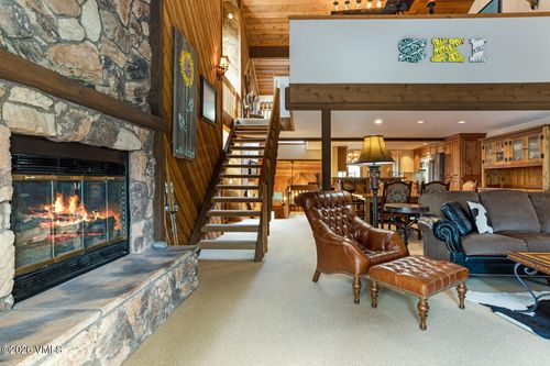 109-121 Willis Pl, Beaver Creek, CO, 81620-5698 | Card Image
