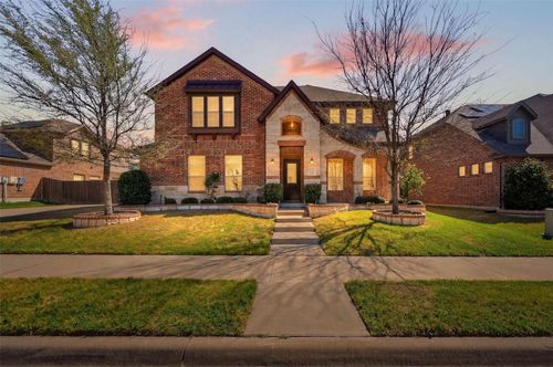 110 Sweetleaf Dr, Red Oak, TX, 75154-4642 | Card Image