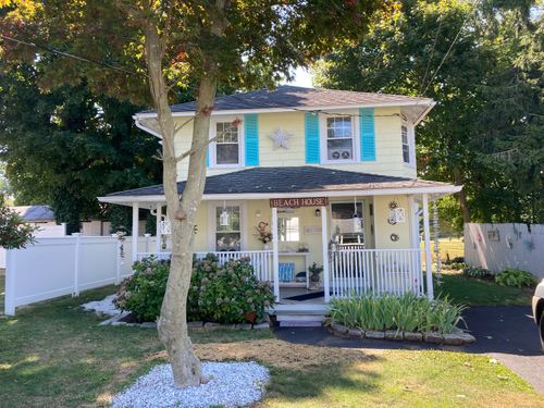 13 Sound View Hts, Branford, CT, 06405-5215 | Card Image