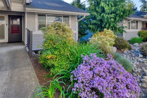 c4-15208 Ne 8th St, Bellevue, WA, 98007-4836 | Card Image