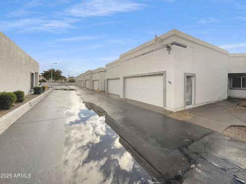 9044 N 47th Ct, Glendale, AZ, 85302-3623 | Card Image