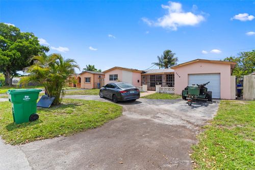 7716 Grandview Blvd, Miramar, FL, 33023-6420 | Card Image