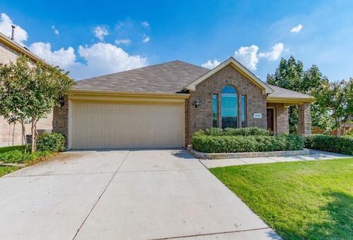 2801 Coyote Trl, Little Elm, TX, 75068-7320 | Card Image