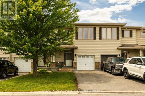 616 Spikemoss Place, Ottawa, ON, K4A0C9 | Card Image