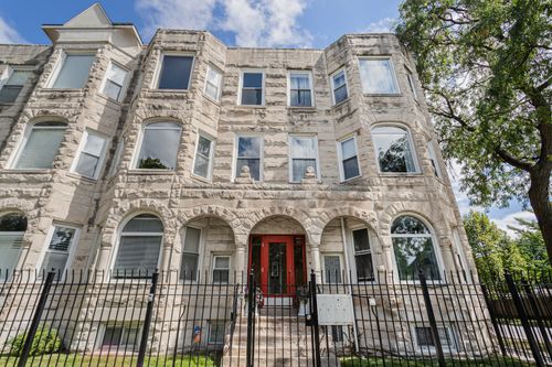 204-6557 S University Avenue, Chicago, IL, 60637 | Card Image