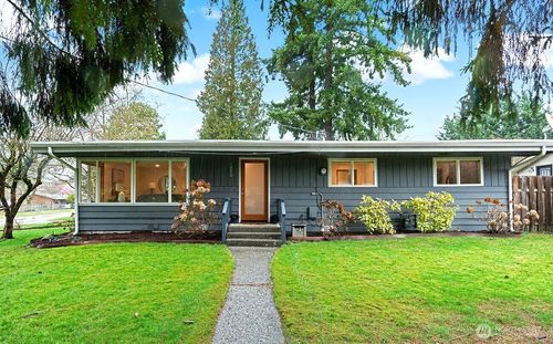 4902 Ne 7th Pl, Renton, WA, 98059-4678 | Card Image