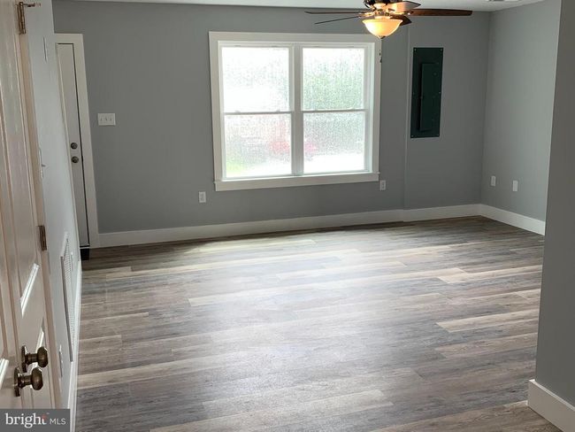 174 Bank St, Townhouse with 3 bedrooms, 2 bathrooms and null parking in MOUNT JACKSON VA | Image 5