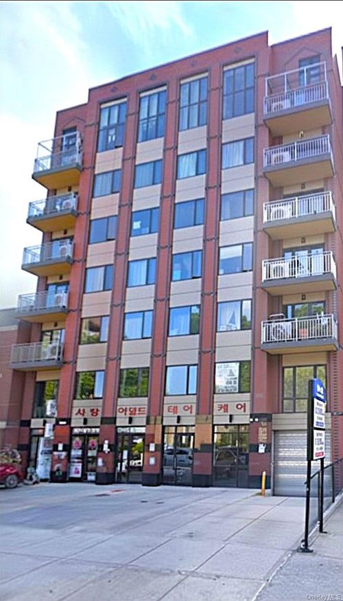 5a-14456 Roosevelt Avenue, New York, NY, 11354 | Card Image