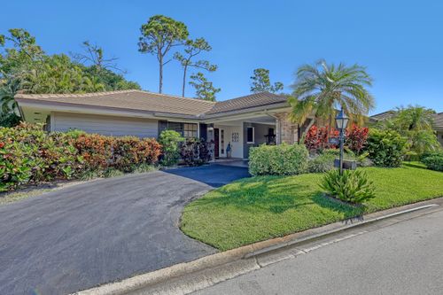 652 Cypress Key Cir, Atlantis, FL, 33462-1225 | Card Image