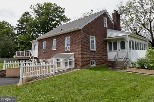 260 Pequea Ave, HONEY BROOK, PA, 19344-1059 | Card Image