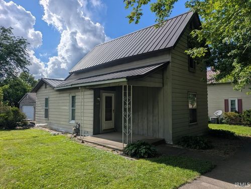 111 S Spring St, Wakarusa, IN, 46573-2012 | Card Image