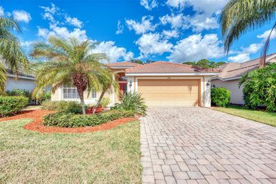 2156 Mesic Hammock Way, House other with 3 bedrooms, 2 bathrooms and null parking in Venice FL | Image 3