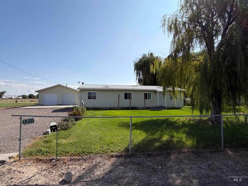 1203 Eelebach Way, Ontario, OR, 97914 | Card Image