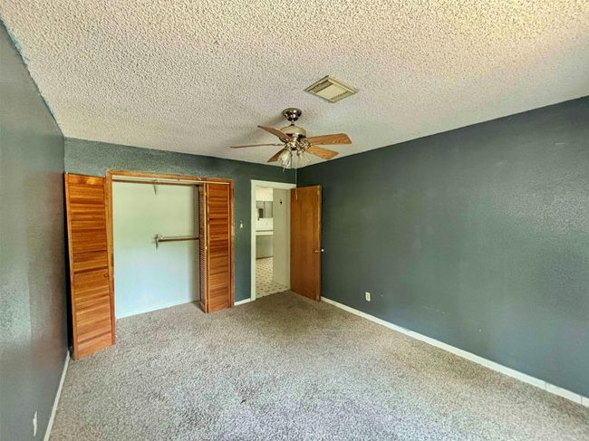 garage apartment bedroom | Image 37