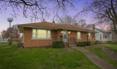 302 E Lincoln St, Buckley, IL, 60918-3000 | Card Image