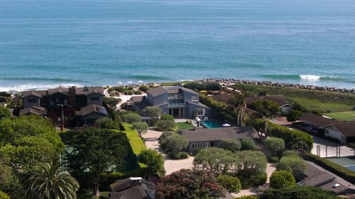 4217 Del Mar Ave, Carpinteria, CA, 93013-3343 | Card Image