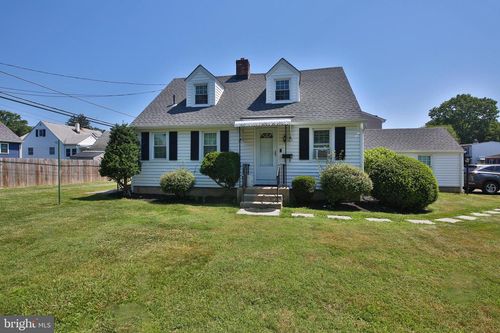 448 Hillcrest Ave, MORRISVILLE, PA, 19067-2209 | Card Image
