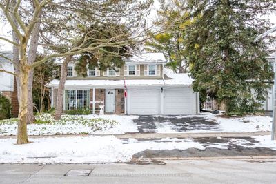 196 Wincott Dr, House other with 4 bedrooms, 4 bathrooms and 4 parking in Etobicoke ON | Image 1