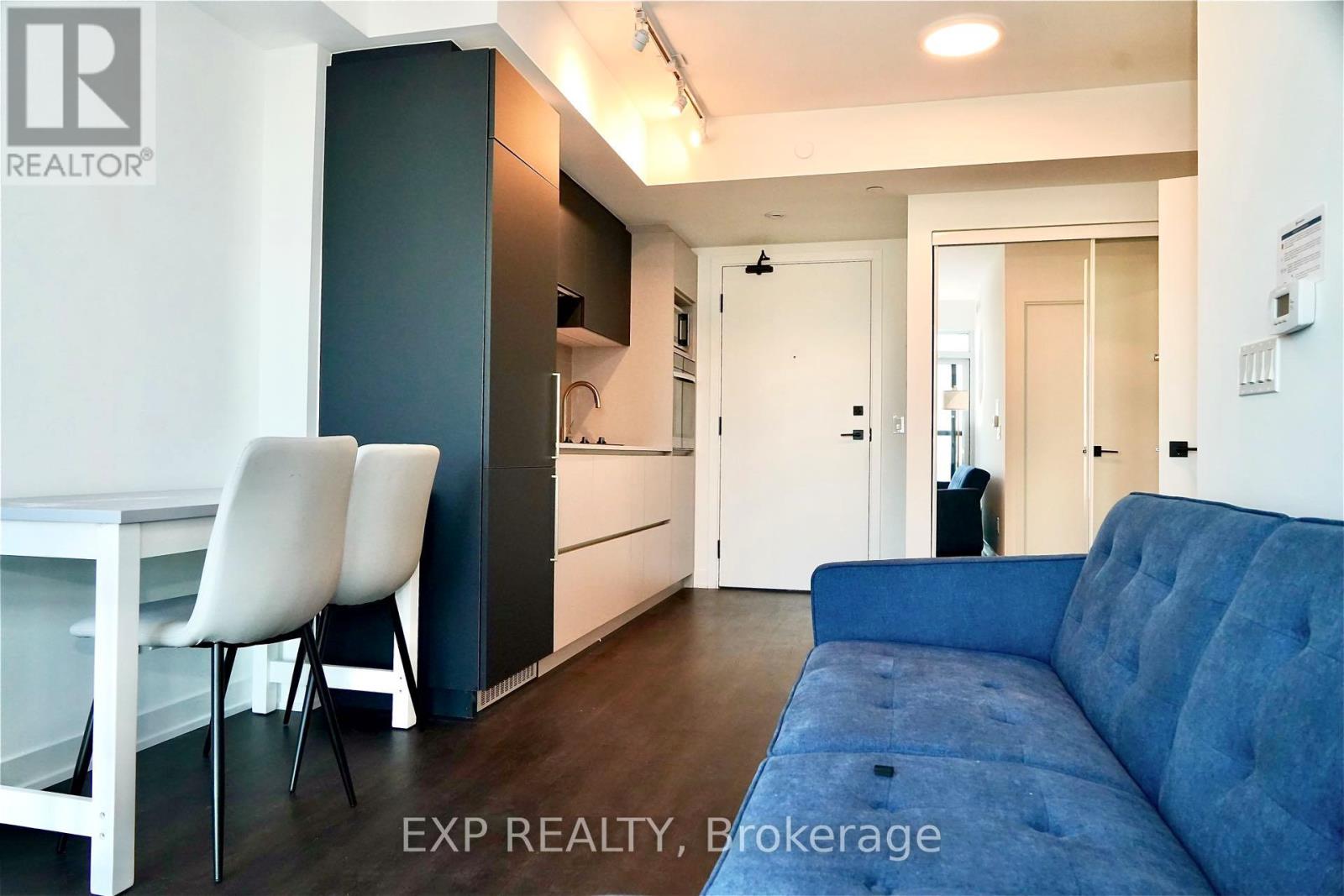 Residential Lease in Toronto (Moss Park) 5
