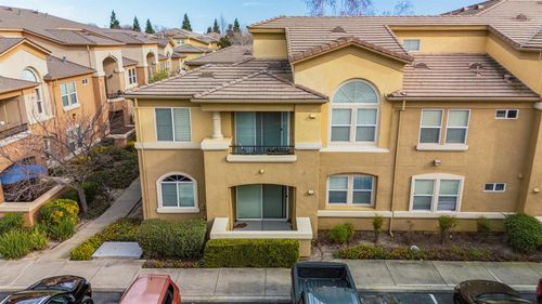 unit-718-1900 Danbrook Dr, Sacramento, CA, 95835-1682 | Card Image