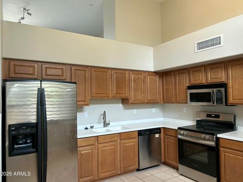 712 S Beck Ave, Tempe, AZ, 85281-3338 | Card Image