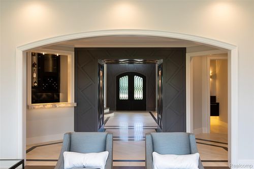 3215 Pompilio Dr, Rochester, MI, 48306 | Card Image