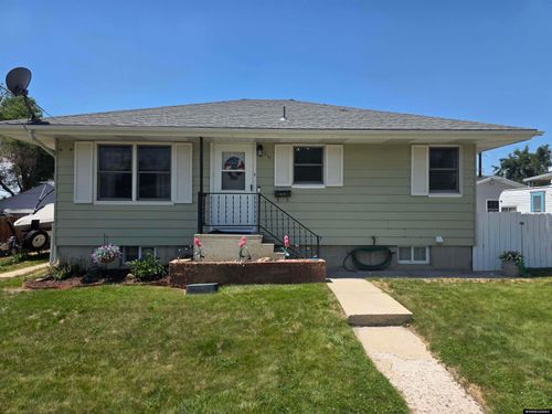 210 Agate St, Rock Springs, WY, 82901-6604 | Card Image