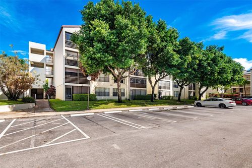 apt-108a-2307 S Cypress Bend Dr, Pompano Beach, FL, 33069-4418 | Card Image
