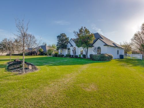 19 Meadowcreek Dr, Melissa, TX, 75454-8907 | Card Image