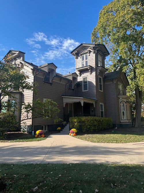 apt-100-40 Mischa Ct, Lake Zurich, IL, 60047-2289 | Card Image