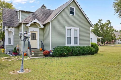 316 Saint Marys St, Fort Scott, KS, 66701-2516 | Card Image