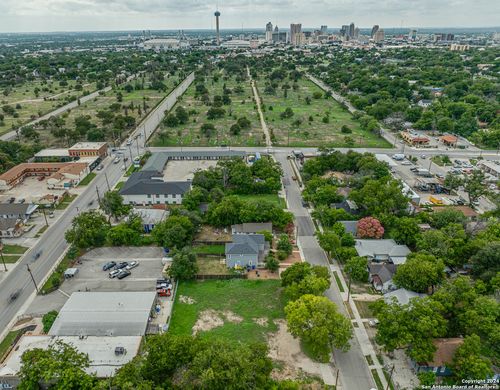 134 Belmont, San Antonio, TX, 78202-3009 | Card Image