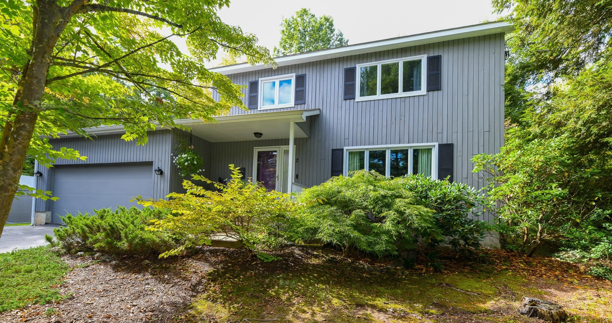 Pepperell Cir, Nashua, NH 03062