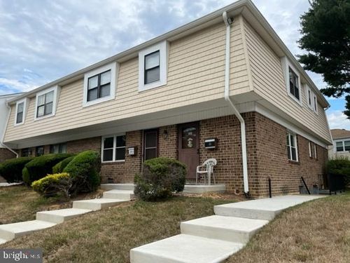 2002 Silver Ct, Hamilton Square, NJ, 08690-3532 | Card Image