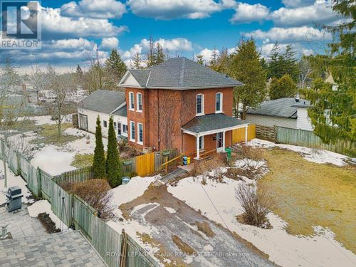 865 Parkhill Rd W, Peterborough, ON, K9J6P2 | Card Image