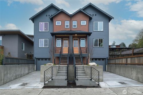 2844 22nd Ave W, Seattle, WA, 98199 | Card Image