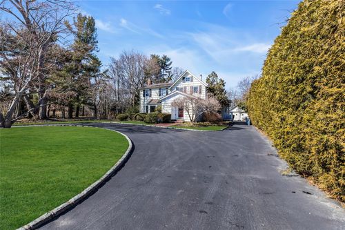 57 Wells Rd, Greenlawn, NY, 11740-1505 | Card Image