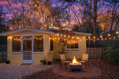 726 34th Ave, Gainesville, FL, 32609-2217 | Card Image