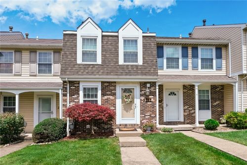 2547 Hawthorne Dr, Oakdale, PA, 15071-1418 | Card Image