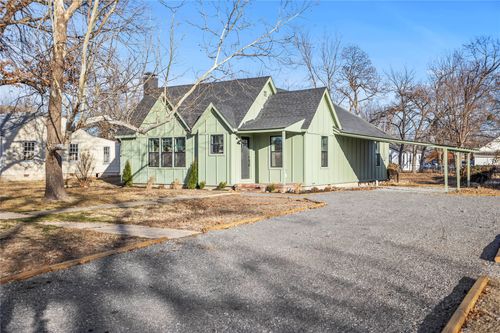 117 S Vann St, Pryor, OK, 74361-3609 | Card Image