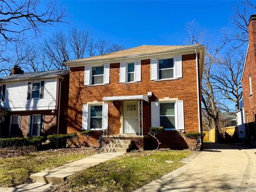 18611 Pinehurst St, Detroit, MI, 48221-1958 | Card Image