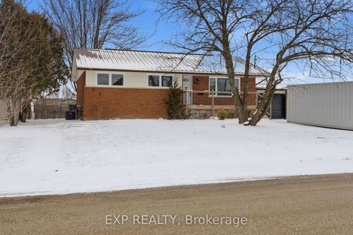 597 Gold St, Watford, ON, N0M2S0 | Card Image