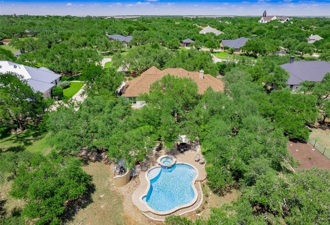 104 E Rustle Cv, House other with 4 bedrooms, 4 bathrooms and 3 parking in Georgetown TX | Image 39