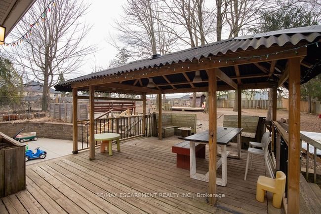 144 Wilson St E, Home with 0 bedrooms, 4 bathrooms and 24 parking in Ancaster ON | Image 48