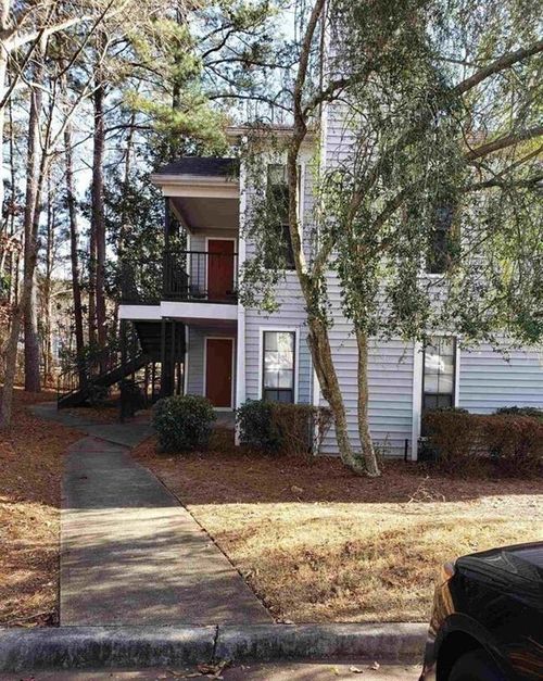 621 Windchase Ln, Stone Mountain, GA, 30083-6300 | Card Image
