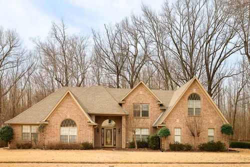 335 Walnut Gardens Dr, Cordova, TN, 38018-2953 | Card Image