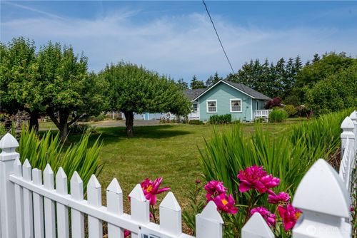 1391 Finn Hall Rd, Port Angeles, WA, 98362-8115 | Card Image